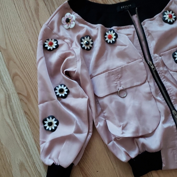 Jacket - Picture 5 of 6